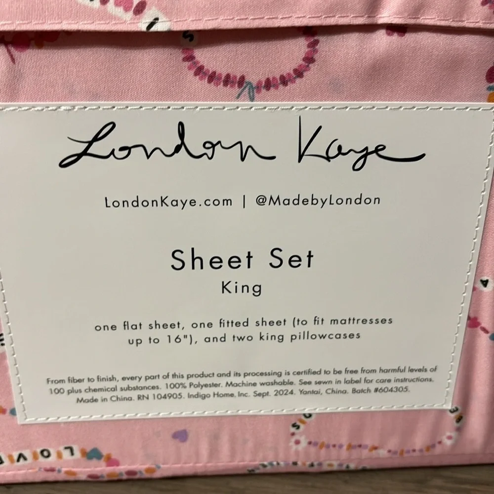 LAST SET! NEW! LONDON KAYE SWIFTY PINK FRIENDSHIP BRACELET KING SIZE SHEET SET
